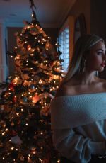 VICTORIA BALDESARRA - Instagram Photos 12/25/2019