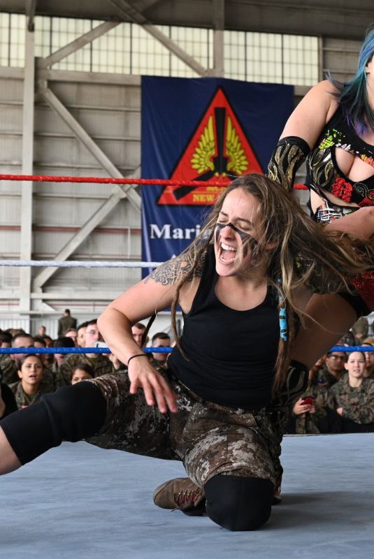 WWE - WWE Tribute to the Troops 2019