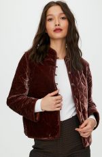 YADA VILLARET for Aritzia, December 2019