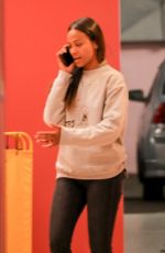 ZOE SALDANA Aarrives at a Medical Building in Beverly Hills 12/18/2019