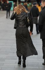 AMANDA HOLDE Leaves Heart Radio in London 01/16/2020