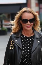 AMANDA HOLDE Leaves Heart Radio in London 01/16/2020