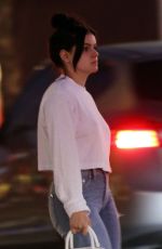 ARIEL WINTER Shopping at Papyrus Store in Los Angeles 01/03/2020