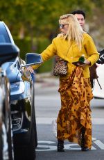 BUSY PHILIPPS Out and About in Los Angeles 01/16/2020