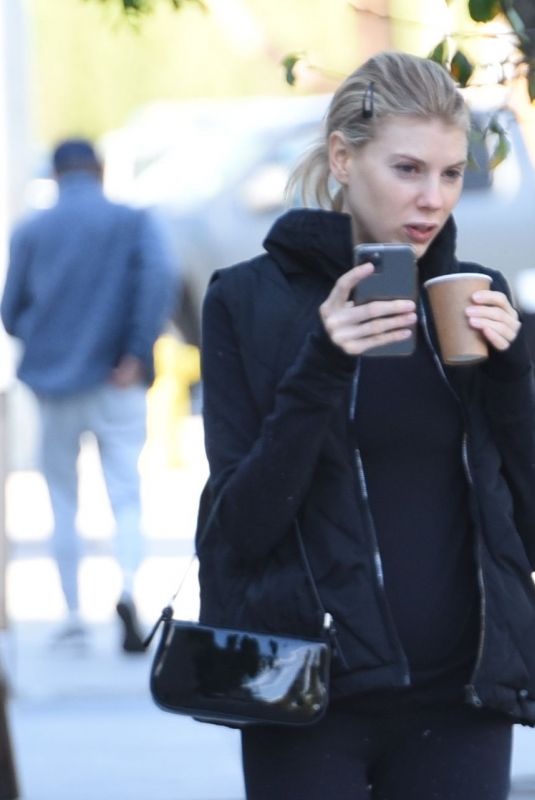 CHARLOTTE MCKINNEY at Blue Bottle Coffee in Santa Monica 01/07/2020