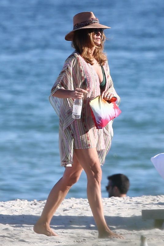 CINDY CRAWFORD on New Year
