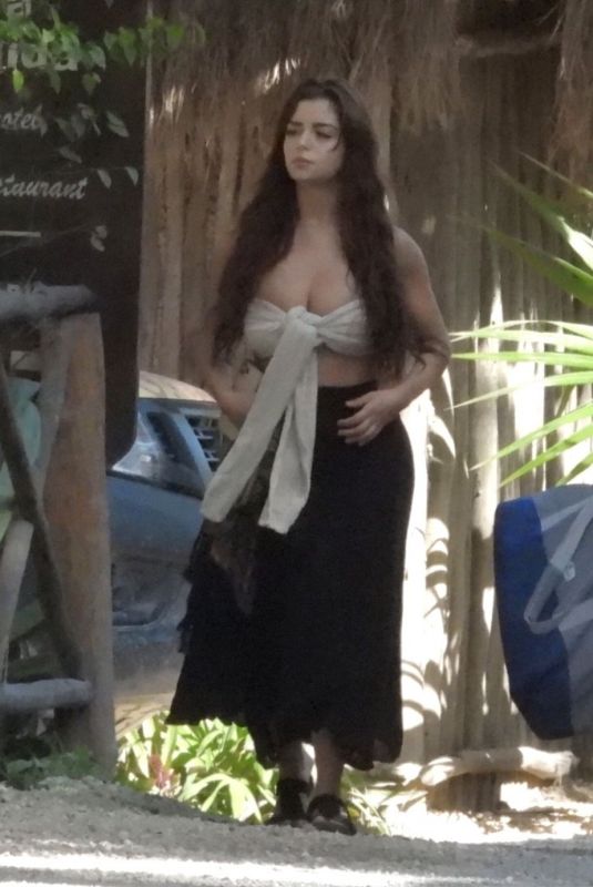 DEMI ROSE MAWBY Out in Tulum 01/06/2020