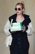 EMMA ROBERTS Pick up Cup Cakes in Los Angeles 01/05/2020