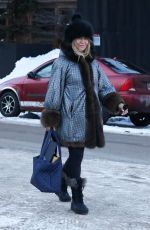 GOLDIE HAWN Out and About in Aspen 12/31/2019