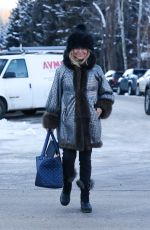 GOLDIE HAWN Out and About in Aspen 12/31/2019