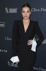 HAILEE STEINFELD at Grammy Salute to Icons Honoring Sean Diddy Combs in Beverly Hills 01/25/2020