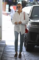 HAILEY BIEBER Arrives at a Skincare Clinic in Beverly Hills 01/24/2020