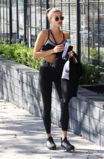 HAILEY BIEBER Leaves a Gym in Los Angeles 01/12/2020