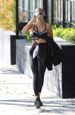 HAILEY BIEBER Leaves a Gym in Los Angeles 01/12/2020