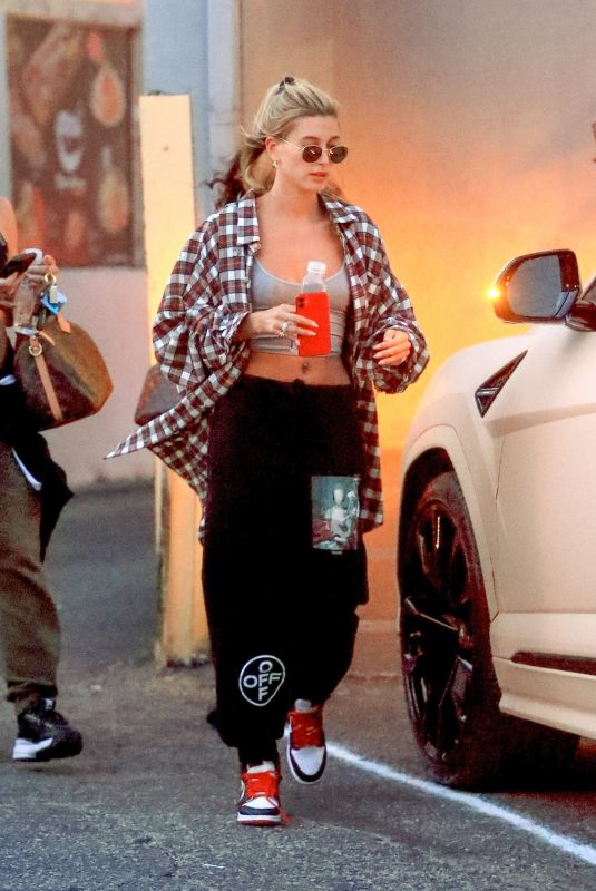 HAILEY BIEBER Leaves Dance Class in West Hollywood 01/09/2020