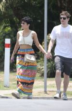 HALSEY and Evan Peters Out for Llunch at a Beach on the Gold Coast 01/03/2020