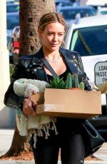 HILARY DUFF Shoping for Flowers and Succulents in Studio City 01/14/2020