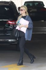 HOLLY MADISON at Ups Store in Los Angeles 01/30/2020