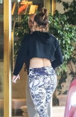 JENNFIER LOPEZ Leaves a Gym in Los Angeles 01/04/2020