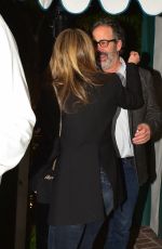 JENNIFER ANISTON at San Vicente Bungalow in West Hollywood 01/10/2020