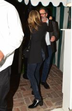 JENNIFER ANISTON at San Vicente Bungalow in West Hollywood 01/10/2020