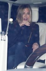 JENNIFER ANISTON at San Vicente Bungalow in West Hollywood 01/10/2020