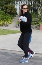 JENNIFER GARNER and Ben Affleck Out in Santa Monica 01/11/2020