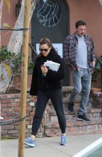 JENNIFER GARNER and Ben Affleck Out in Santa Monica 01/11/2020