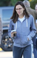 JENNIFER GARNER Out and About in Los Angeles 01/24/2020