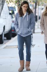 JENNIFER GARNER Out and About in Los Angeles 01/24/2020
