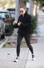 JENNIFER GARNER Out for Morning Coffee in Brentwood 01/07/2020