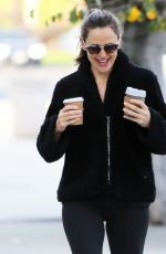 JENNIFER GARNER Out for Morning Coffee in Brentwood 01/07/2020