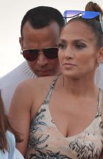 JENNIFER LOPEZ at Pegasus World Cup at Gulfstream Park in Hallandale 01/25/2020