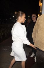 JENNIFER LOPEZ Out for Dinner in South Beach 01/24/2020