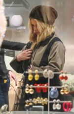 JESSICA SIMPSON Out Shopping in Aspen 12/31/2019