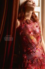 JULIA BANAS in Harper