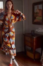 JULIA BANAS in Harper