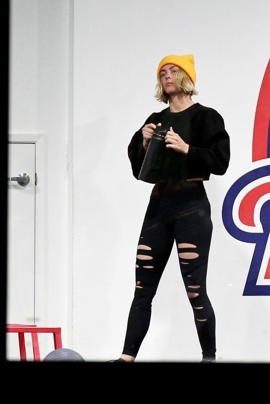 JULIANNE HOUGH at a Gym in Los Angeles 01/13/2020