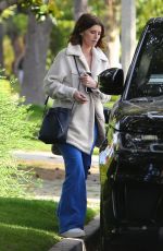 KATHERINE SCHWARZENEGGER Out for Lunch in Santa Monica 01/29/2020