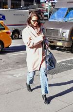 KATIE HOLMES Heading to a Casting Call in New York 01/21/2020