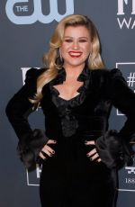 KELLY CLARKSON at 25th Annual Critics Choice Awards in Santa Monica 01/12/2020