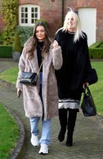 KENDALL RAE KNIGHT Out in Cheshire 01/16/2020
