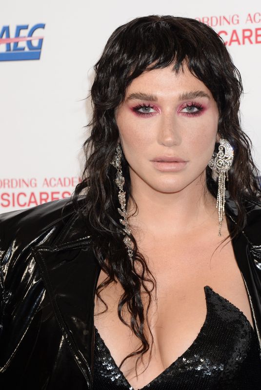 KESHA SEBERT at 2020 Musicares Person of the Year Honoring Aerosmith in Los Angeles 01/24/2020