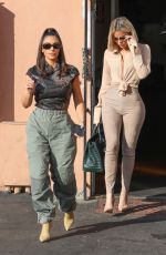 KHLOE and KIM KARDASHIAN at Emilio