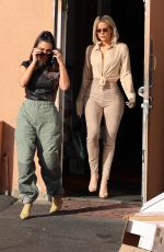 KHLOE and KIM KARDASHIAN at Emilio