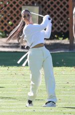 KHLOE and KIM KARDASHIAN Golfing in Los Angeles 01/08/2020
