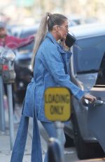KIM and KHLOE KARDASHIAN Filming KUWTK in Los Angeles 01/22/2020