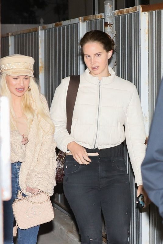 LANA DEL REY Leaves Wednesday Evening Church Services in Los Angeles 01/22/2020