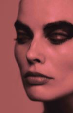 MARGOT ROBBIE for V Magazine, #123 Spring 2020 Preview