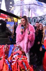 MARIA MENOUNOS at Fox